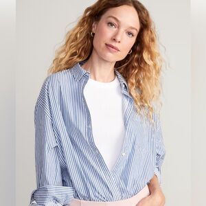 Old Navy Boyfriend Shirt (size Medium)